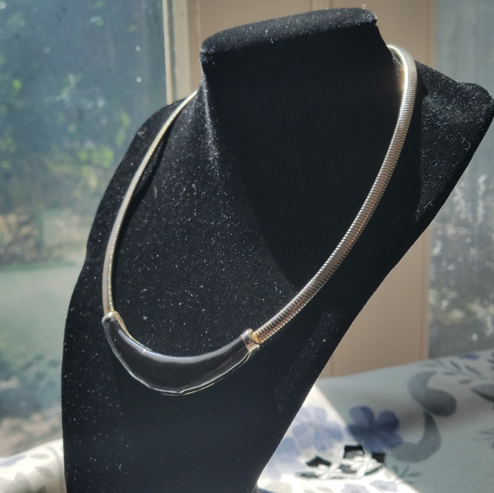 1980s gold and enamel choker necklace